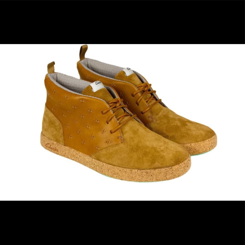 🔥Clarks Tanner Surf Taupe Seafoam bottom🔥